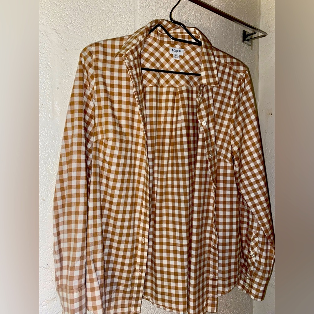 Detailed shirt